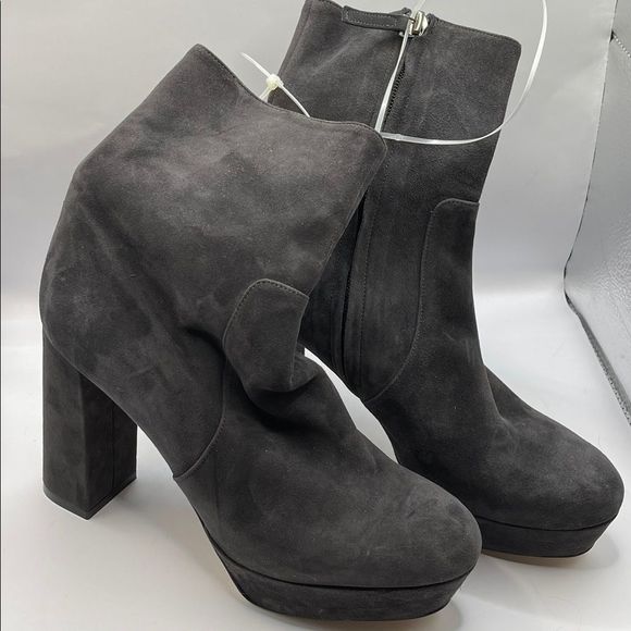 VERO CUOIO side zip suede booties, made in Italy, grey, size 38 (7), - Picture 1 of 10